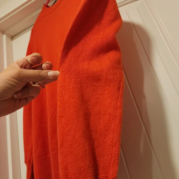 Banana Republic Italian Merino Wool Blend Sweater Orange Preppy Outdoors XS - Picture 3 of 13